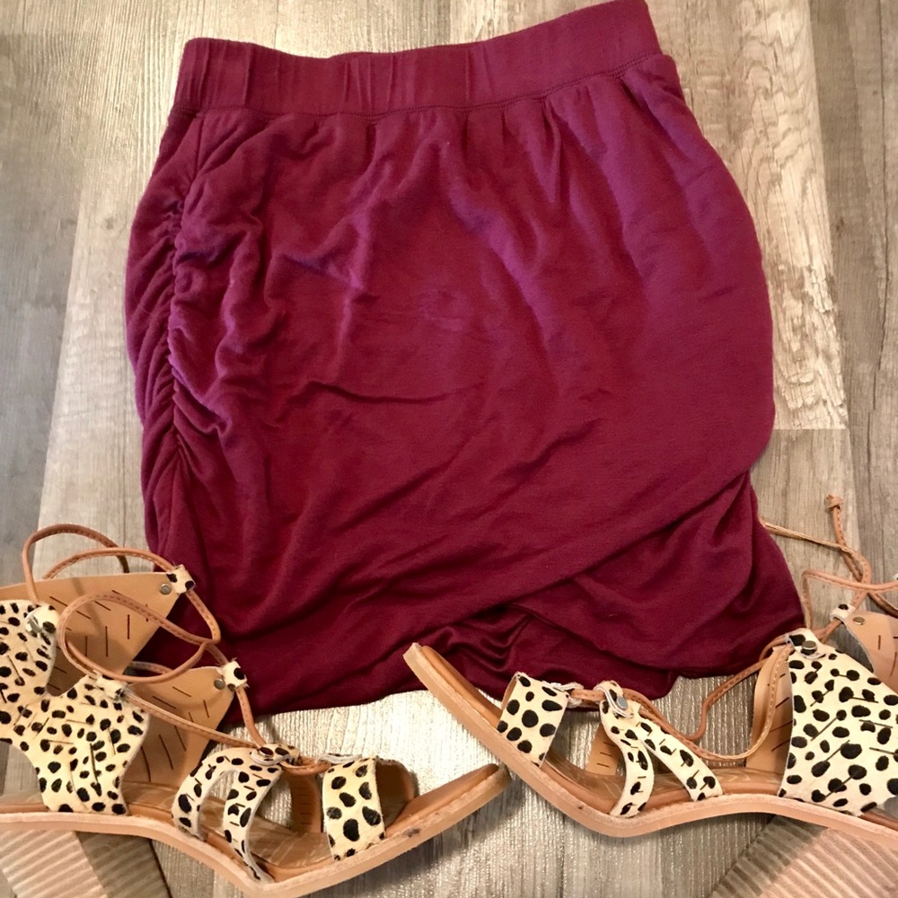 Tobi mini crimson skirt with rouched sides